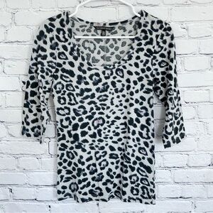 Victoria’s Secret Leopard 3/4 Sleeve Scoop Neck Top Size XS